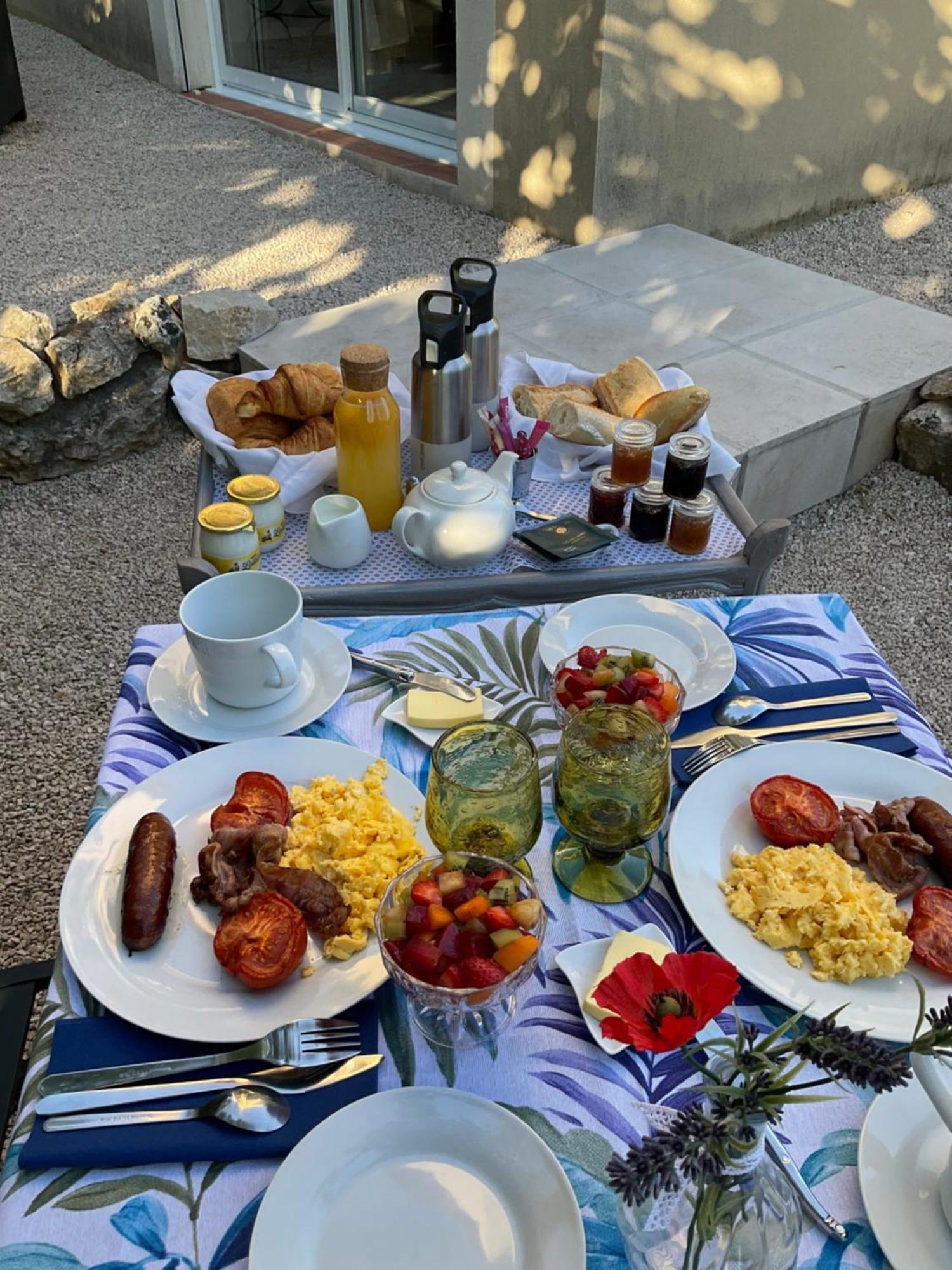 Oustaou Appartement Aubagne Buitenkant foto